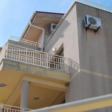 Spring Court Apartment Varna